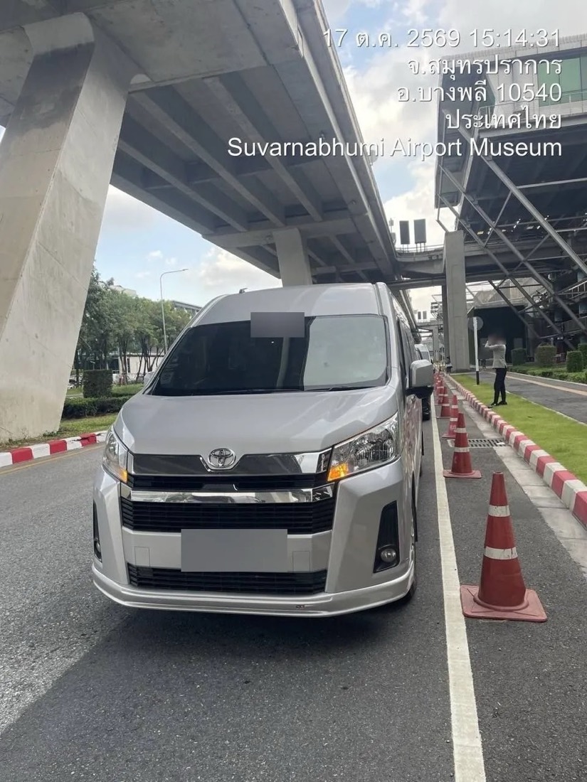 Toyota Commuter All New at Suvarnabhumi